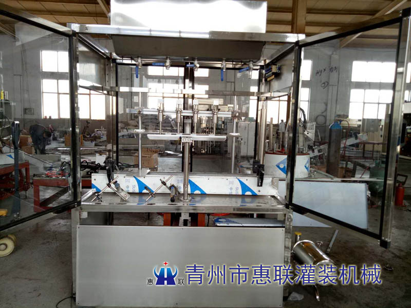 花露水灌裝機