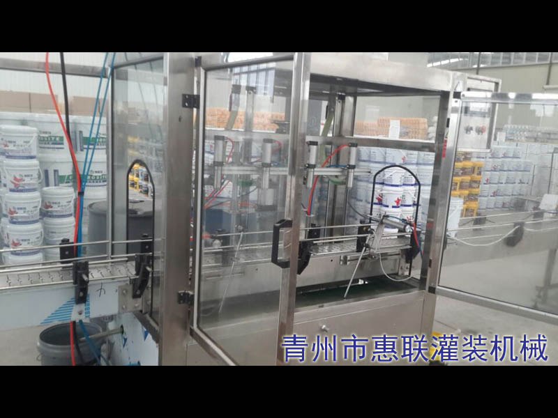 四頭防凍液灌裝機（4升）