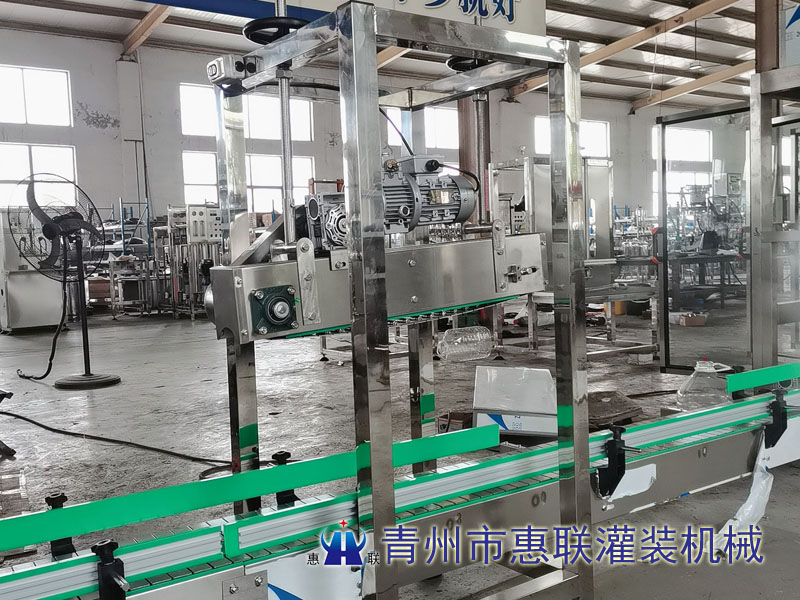 龍門式壓蓋機(jī)